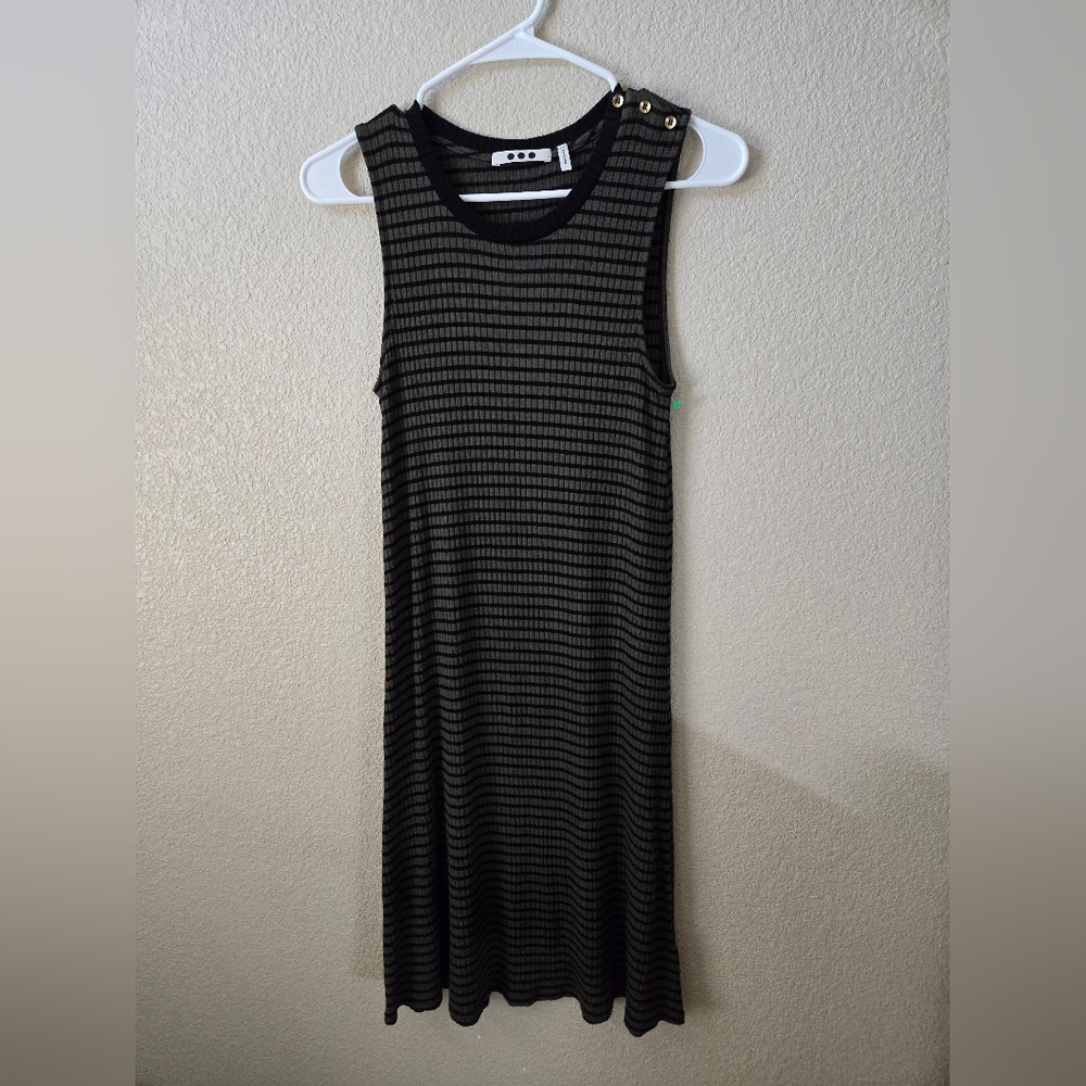 Three dots dress
